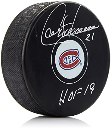 Gi Carbonno Montreal Canadiens potpisao je ugovor s Hofom na 19 lopti - lopti NHL-a s autogramima.